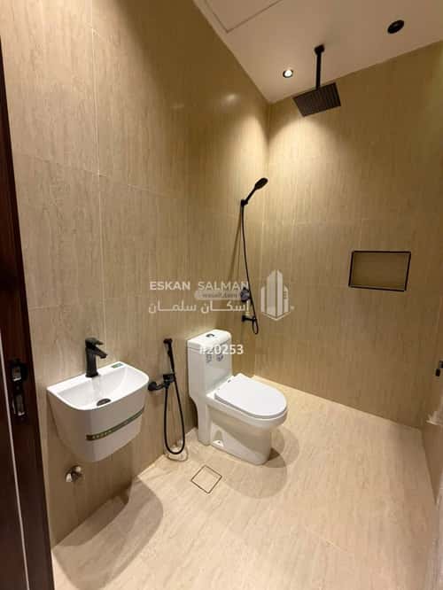 Floor 172.37 SQM with 5 Bedrooms Al-Janadriyah, East Riyadh, Riyadh