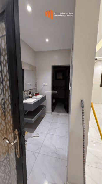 Floor 400 SQM with 3 Bedrooms Al Sheraa, Khobar