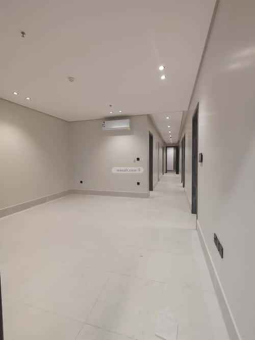 Apartment with 5 Bedrooms Al Shooalah, Aldammam