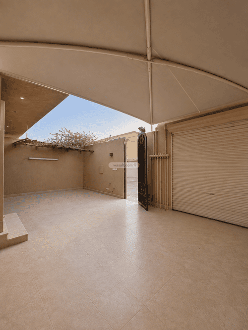 Villa 250 SQM Facing South on 15m Width Street Dahrat Al-Badeah, West Riyadh, Riyadh