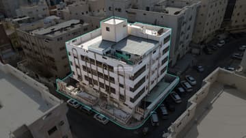 عمارة سكنية 685.85م2 بحي العزيزية
