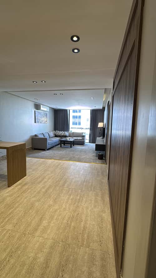 Apartment with 6 Bedrooms Al Hammraa, Khobar