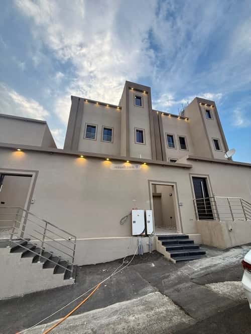 Apartment 272.53 SQM with 6 Bedrooms Al-Yarmouk, Khamis Mushait