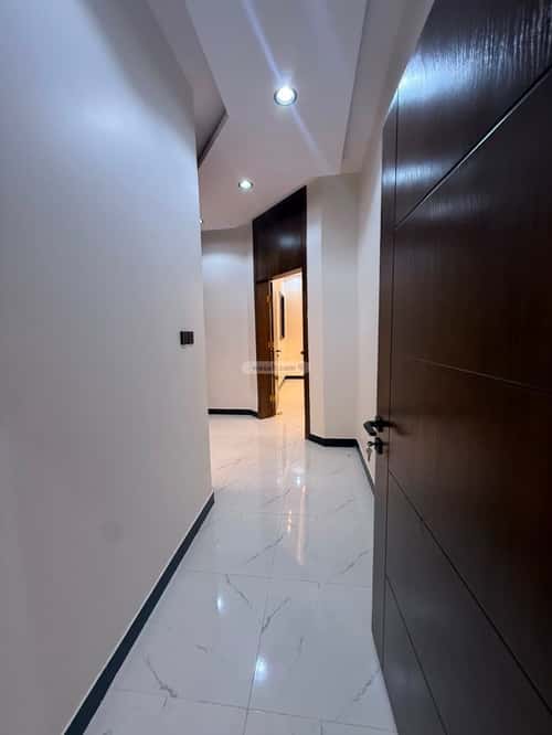 Apartment 272.53 SQM with 6 Bedrooms Al-Yarmouk, Khamis Mushait