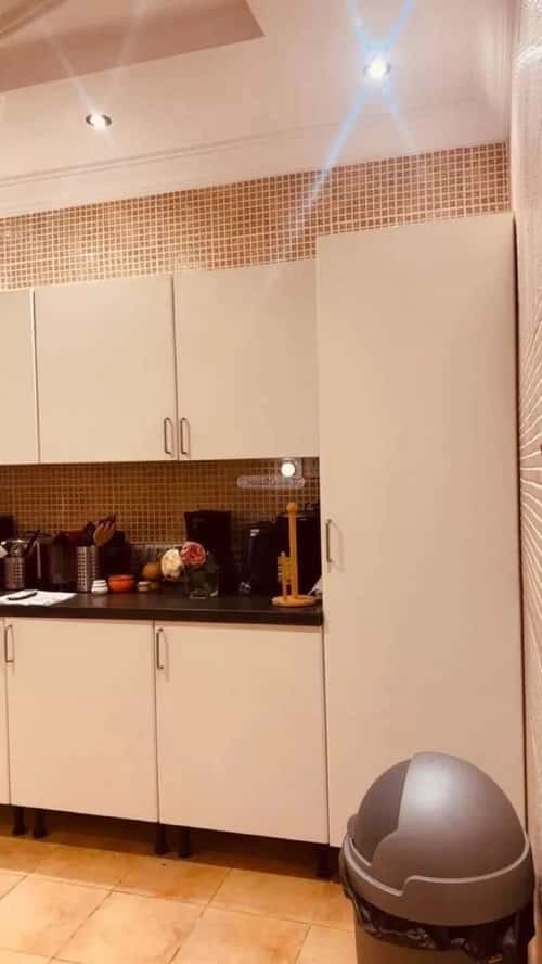 فيلا 200 متر مربع شرقية على شارع 15م الياقوت، شمال جدة، جدة