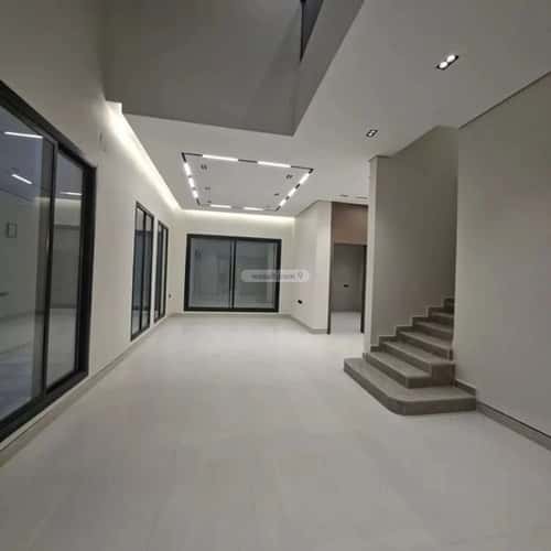 Villa 256.53 SQM Facing North on 20m Width Street Al-Maizaliyah, East Riyadh, Riyadh