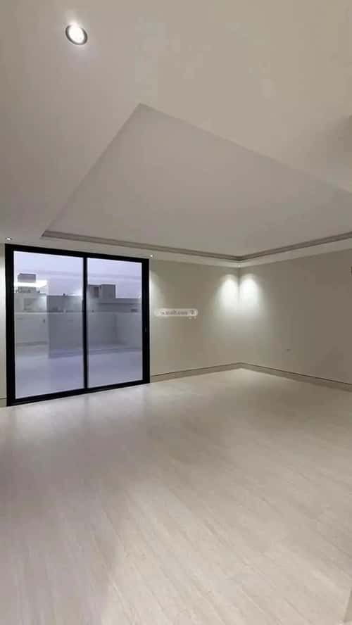 Villa 205.96 SQM Facing East on 20m Width Street Al-Mahdiyah, West Riyadh, Riyadh