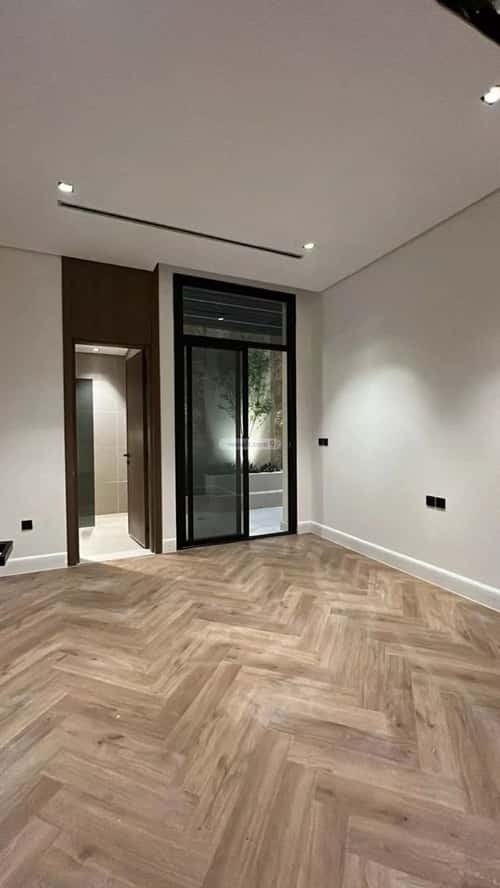 Floor 1240 SQM with 3 Bedrooms Al-Nuzha, North Riyadh, Riyadh