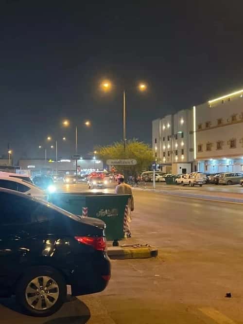 Building 750 SQM Facing South Al-Khaleej, East Riyadh, Riyadh