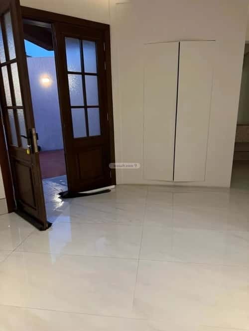 Villa 210 SQM Facing South with 6 Bedrooms Al Khaldyah Al Shmalyah, Aldammam