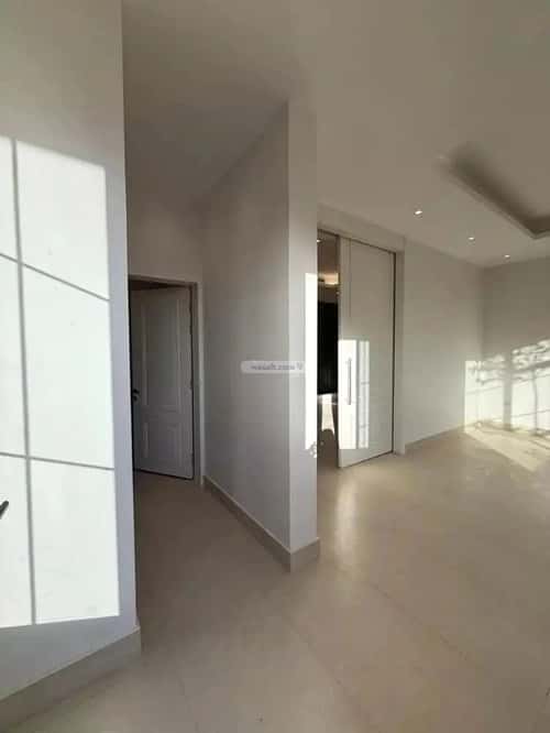 Villa 258.89 SQM Facing East with 4 Bedrooms Al Buhayrah, Khobar