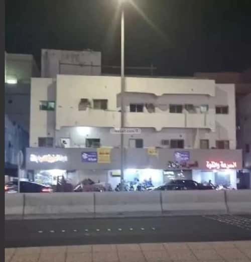 Building 750 SQM Facing South Al Nuzha, North Jeddah, Jeddah