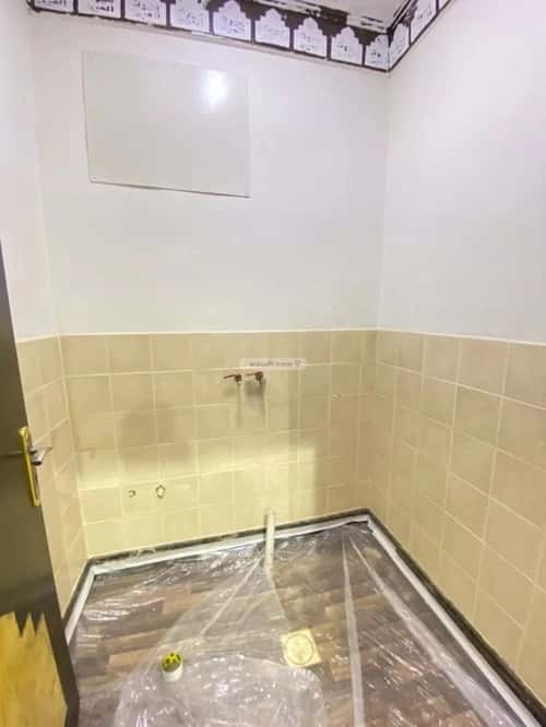 Apartment 564.375 SQM with 4 Bedrooms Mugharazat, North Riyadh, Riyadh