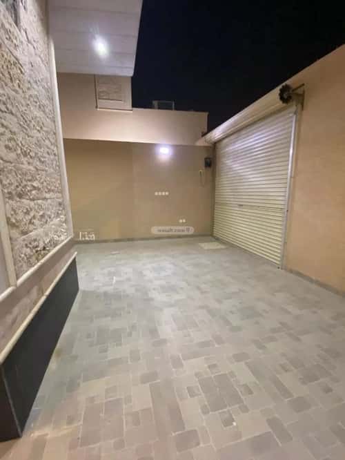 فيلا 315 متر مربع واجهة شرقية ب 6 غرف عكاظ، جنوب الرياض، الرياض