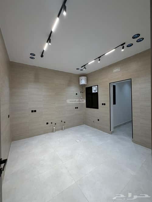Apartment 225.42 SQM with 6 Bedrooms Al-Yarmouk, Khamis Mushait