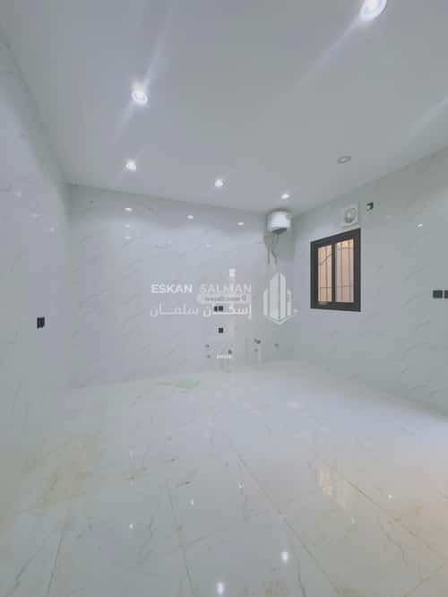 Villa 330.63 SQM Facing South on 15m Width Street Hay Al-Sulimaniyah, Alttayif
