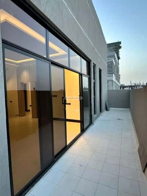 Villa 300 SQM Facing South on 18m Width Street Ar-Rimal, East Riyadh, Riyadh