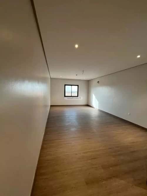 Apartment 235.19 SQM with 5 Bedrooms Al Malek Abdoulazez Airport, Jeddah