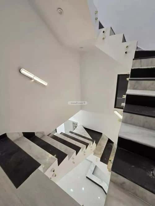 Villa 302.93 SQM Facing South on 18m Width Street Ar-Rimal, East Riyadh, Riyadh
