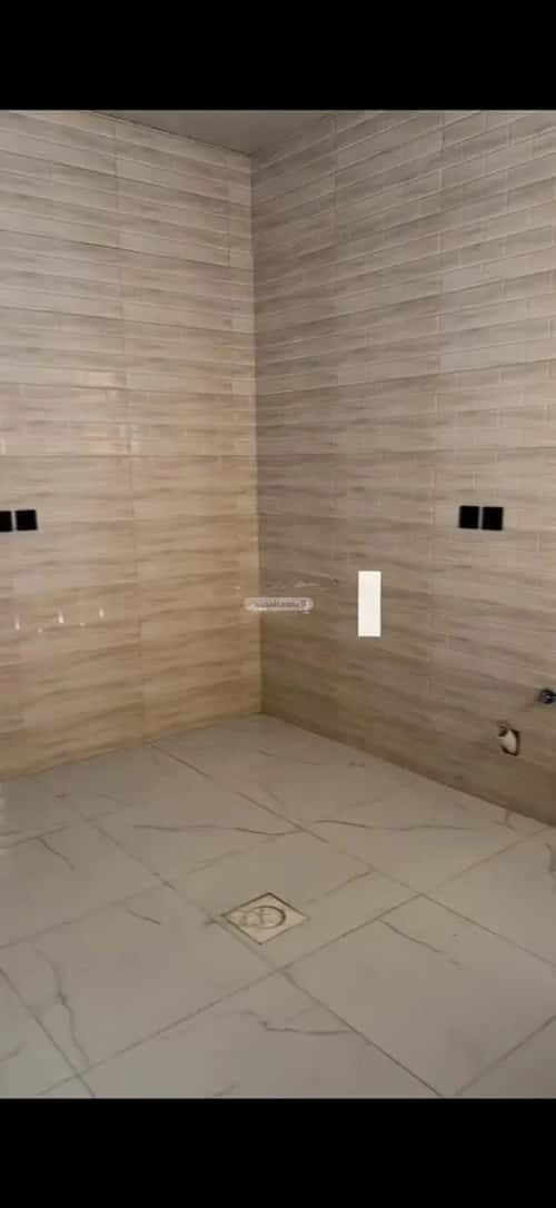 Villa 340.85 SQM Facing South on 12m Width Street Sultanah, Abha