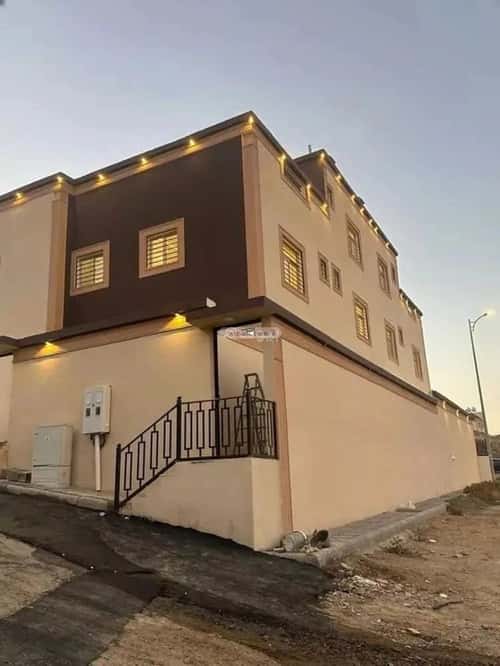 فيلا 342.26 متر مربع شمالية على شارع 12م سلطانة، أبها