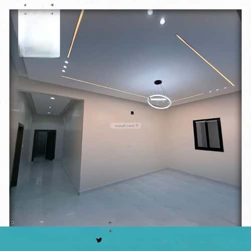 Floor 396 SQM with 4 Bedrooms The Valley, Hayil