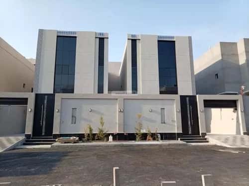 فيلا 300 متر مربع جنوبية على شارع 15م الصواري، الخبر