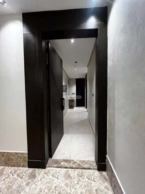 Apartment 181 SQM with 5 Bedrooms King Fahad Dist, Aldammam