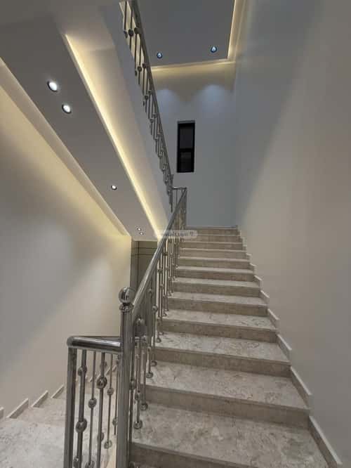 Apartment 356.58 SQM with 8 Bedrooms Al-Yarmouk, Khamis Mushait