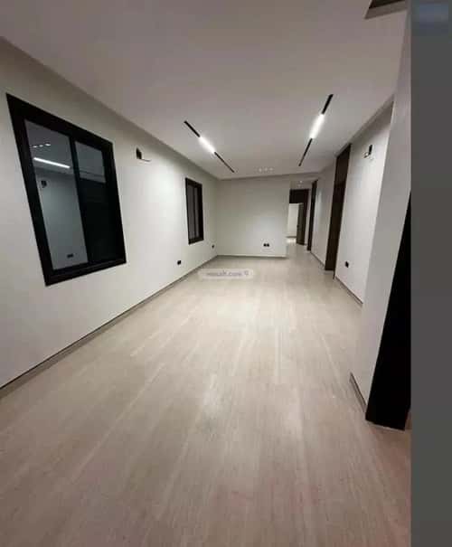فيلا 348 متر مربع شرقية على شارع 20م النظيم، شرق الرياض، الرياض