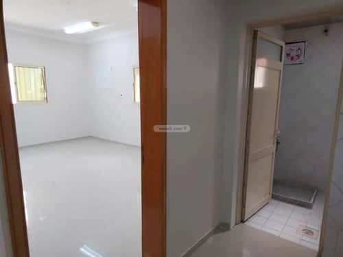 Apartment 589.25 SQM with 5 Bedrooms Uhod, Aldammam