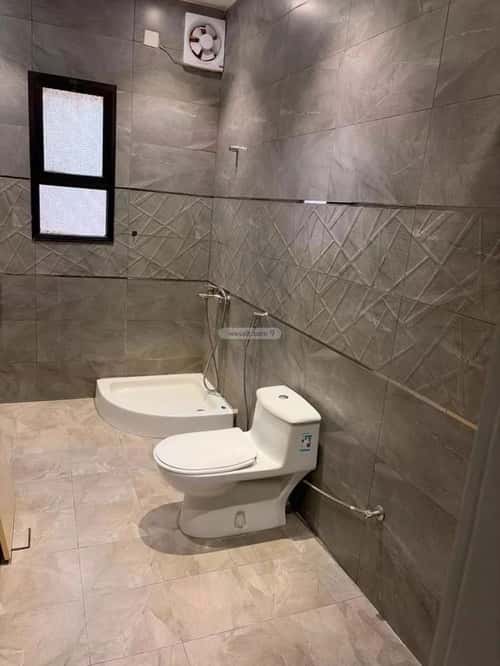 Floor 625 SQM with 5 Bedrooms King Faisal, East Riyadh, Riyadh