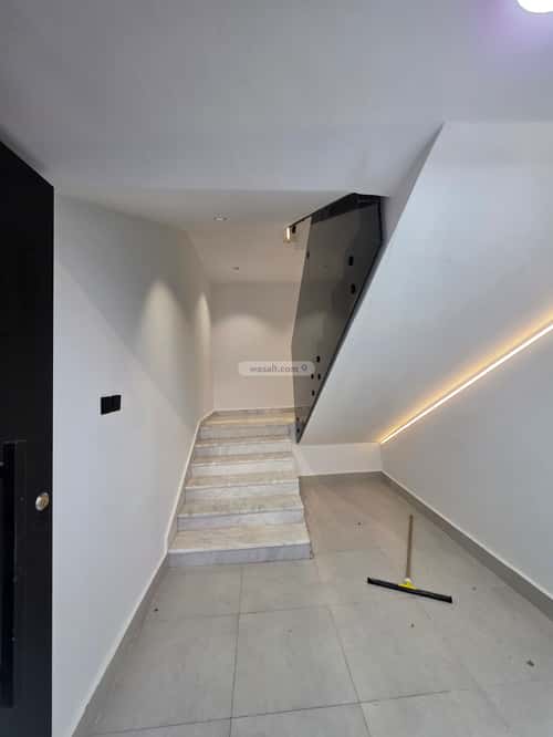Floor with 4 Bedrooms Bader, South Riyadh, Riyadh