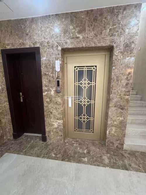 Villa 400 SQM Facing South with 8 Bedrooms Al Alo'Lo', North Jeddah, Jeddah