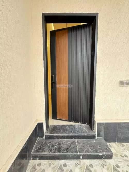 Villa 250 SQM Facing East on 15m Width Street Al-Muanisiyah, East Riyadh, Riyadh
