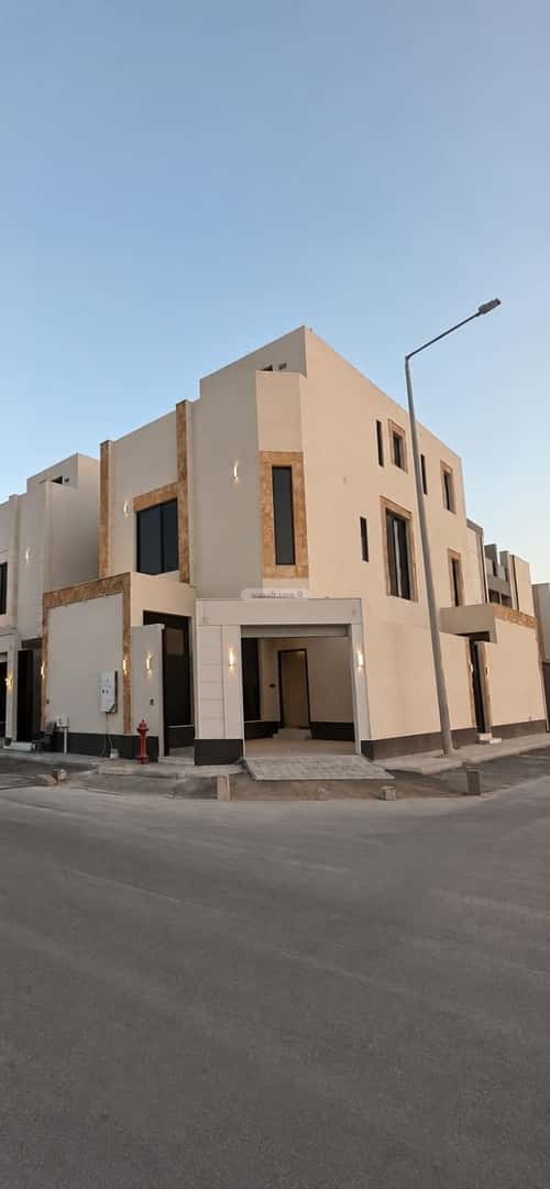 Villa 249.99 SQM Facing North East on 20m Width Street Al-Janadriyah, East Riyadh, Riyadh