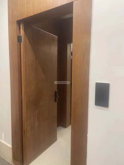 Building 630 SQM Facing North Al-Mahdiyah, West Riyadh, Riyadh