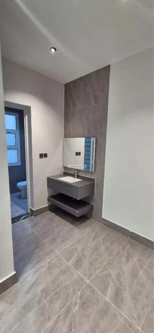 Apartment 192.93 SQM with 7 Bedrooms King Fahad Dist, Aldammam