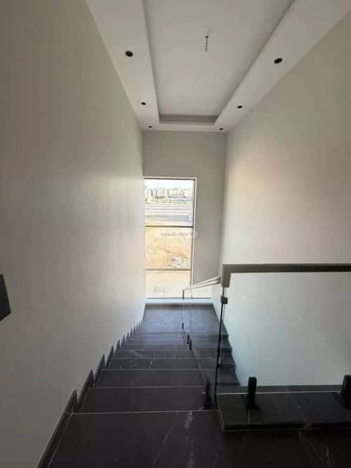 Floor 226.44 SQM with 5 Bedrooms Al-Arid, North Riyadh, Riyadh