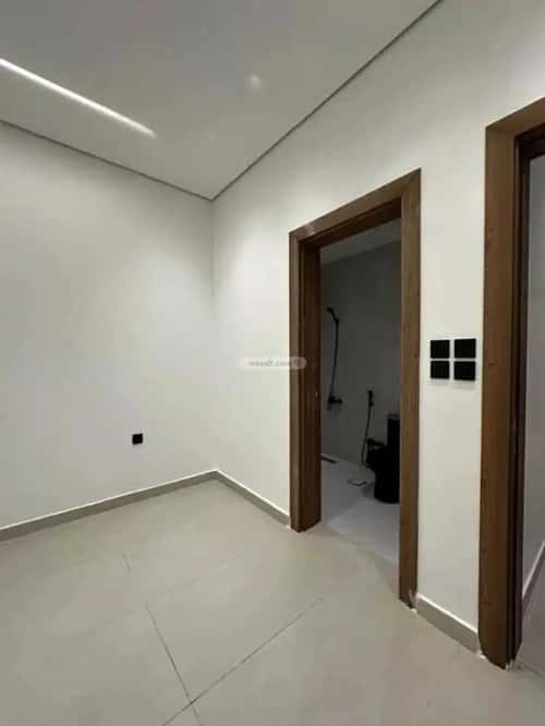 Floor 540 SQM with 7 Bedrooms Al-Awaly, West Riyadh, Riyadh