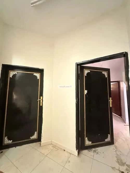 Apartment 390 SQM with 3 Bedrooms Twaeeq, West Riyadh, Riyadh