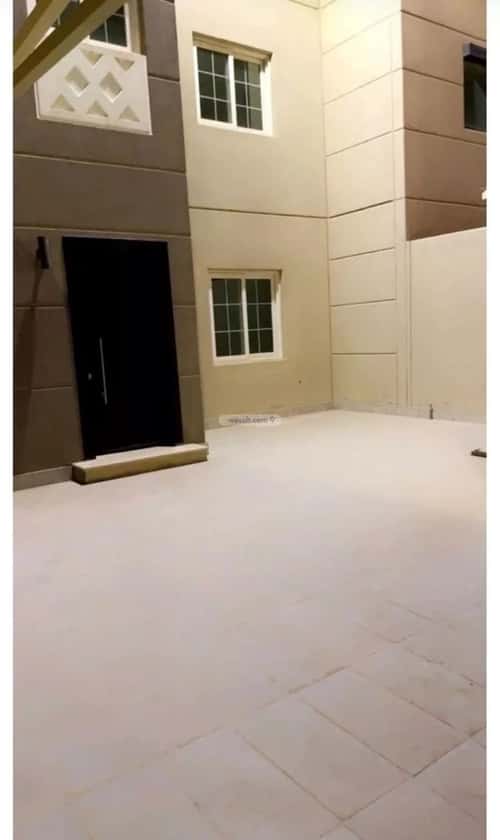 Villa 650 SQM Facing South on 15m Width Street King Khalid Int.Airport, North Riyadh, Riyadh