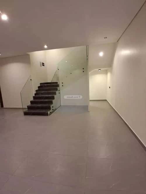 Villa 220 SQM Facing South with 5 Bedrooms Ghirnatah, East Riyadh, Riyadh