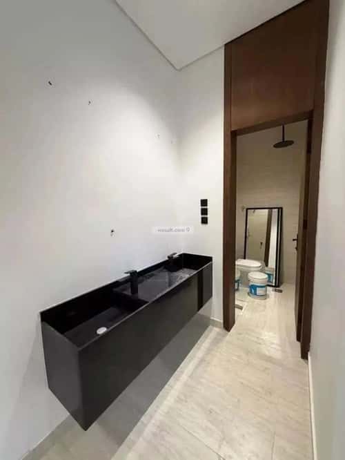 Villa 405.97 SQM Facing North on 20m Width Street Shamal Quri Tandah, Khamis Mushait