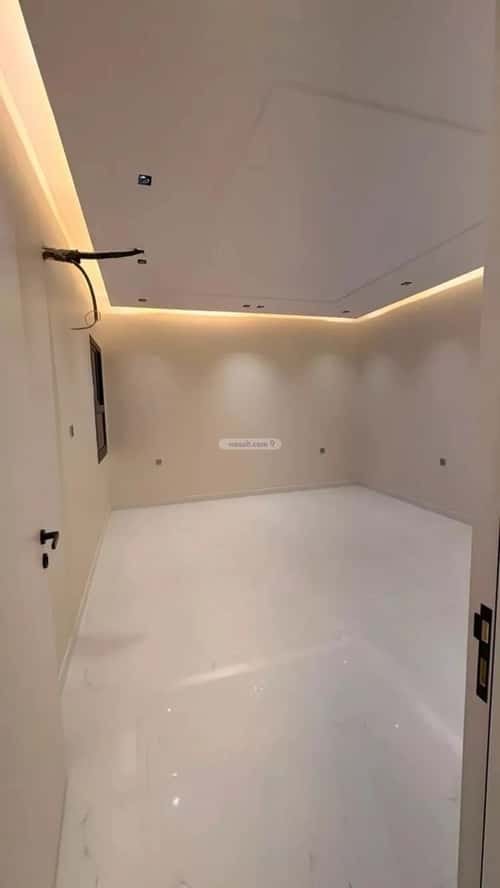 Apartment 307.95 SQM with 5 Bedrooms Al Shouran, Madinah