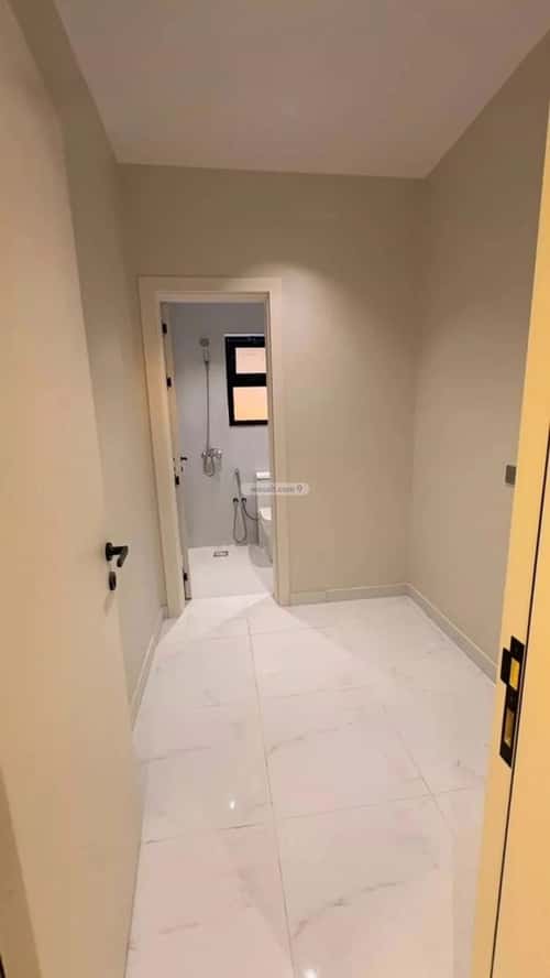 Apartment 306.59 SQM with 5 Bedrooms Al Shouran, Madinah