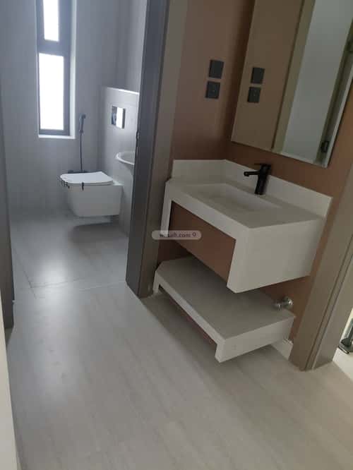 Apartment 211.44 SQM with 5 Bedrooms King Fahad Dist, Aldammam