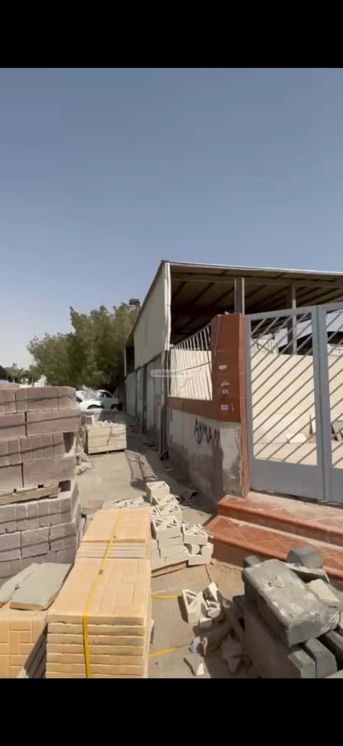 أرض 1395 متر مربع شمالية غربية على شارع 20م العزيزية، جنوب الرياض، الرياض