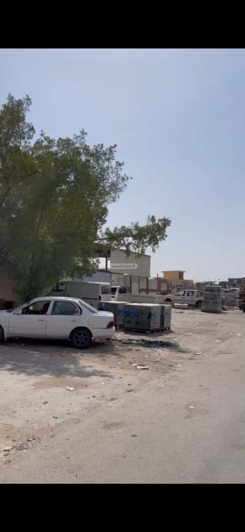 أرض 1395 متر مربع شمالية غربية على شارع 20م العزيزية، جنوب الرياض، الرياض