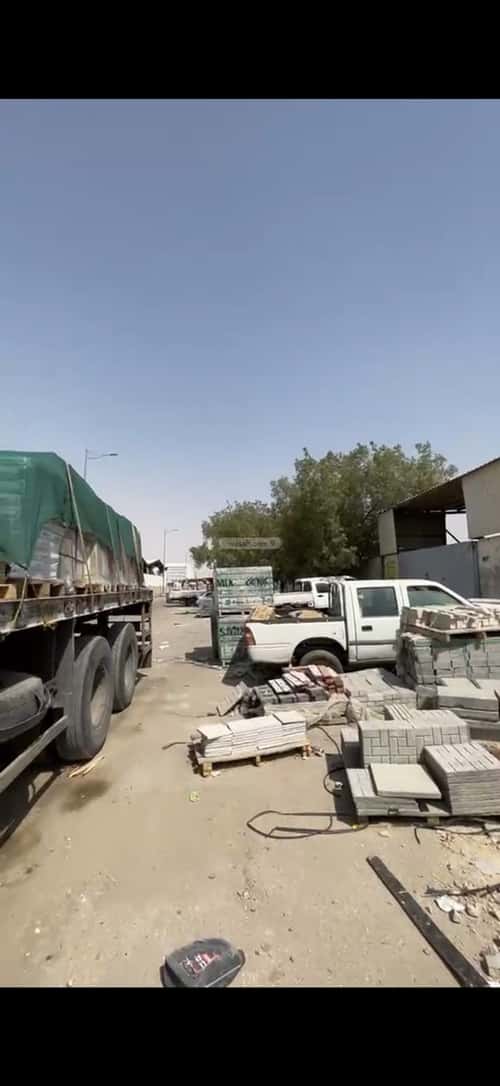أرض 1395 متر مربع شمالية غربية على شارع 20م العزيزية، جنوب الرياض، الرياض